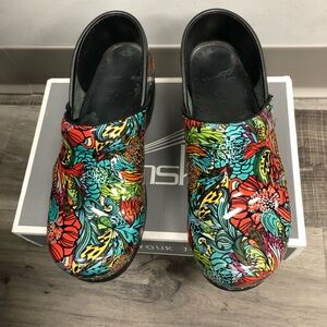 Dansko nursing clogs. Multicolor floral